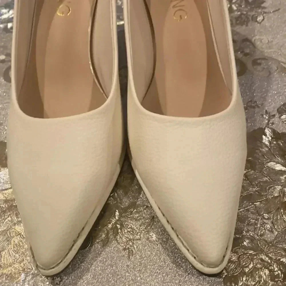 Beautiful heels NEW - Picture 5 of 7